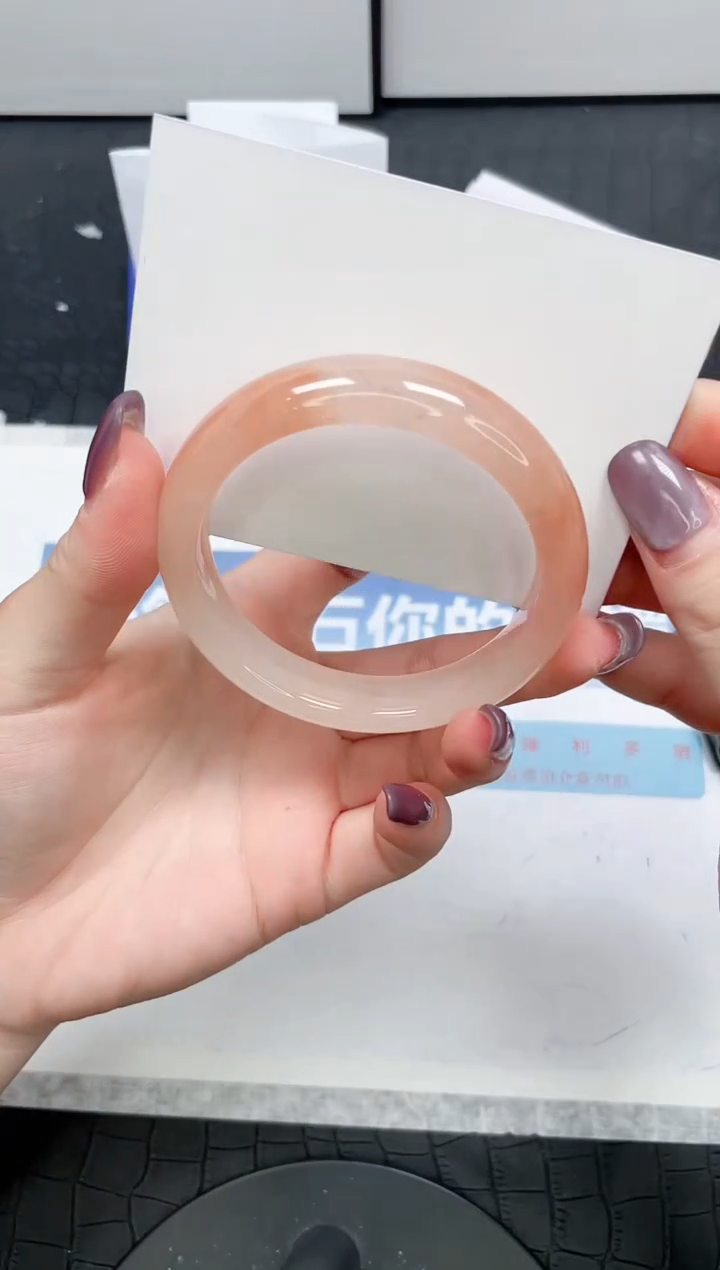 【闪购商品】石英质玉手镯未镶嵌205-56