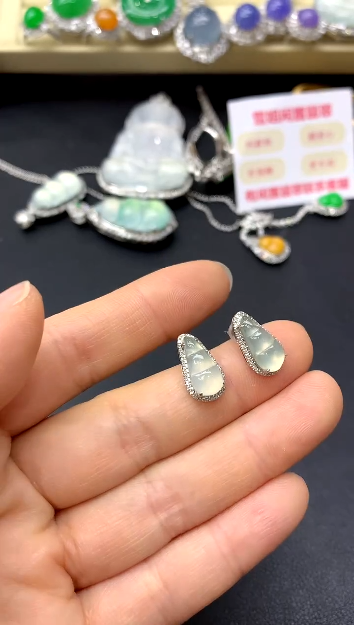 18K金镶嵌翡翠耳饰64-中国好珍宝