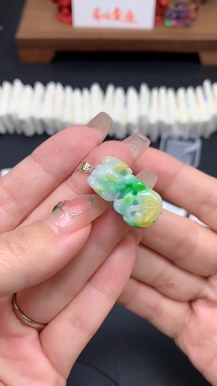 【闪购商品】翡翠吊坠(不含链)18K金镶嵌MS155949