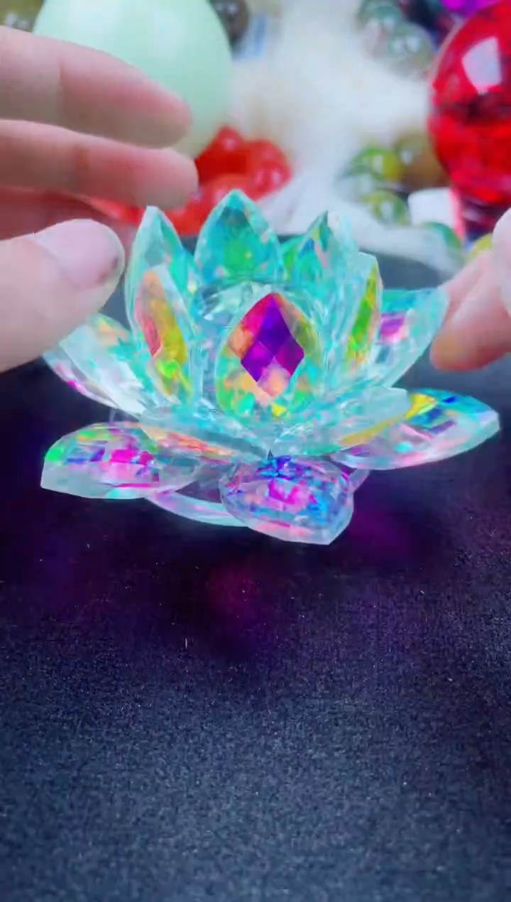 菱锰矿未镶嵌珠宝半成品七彩莲花摆件