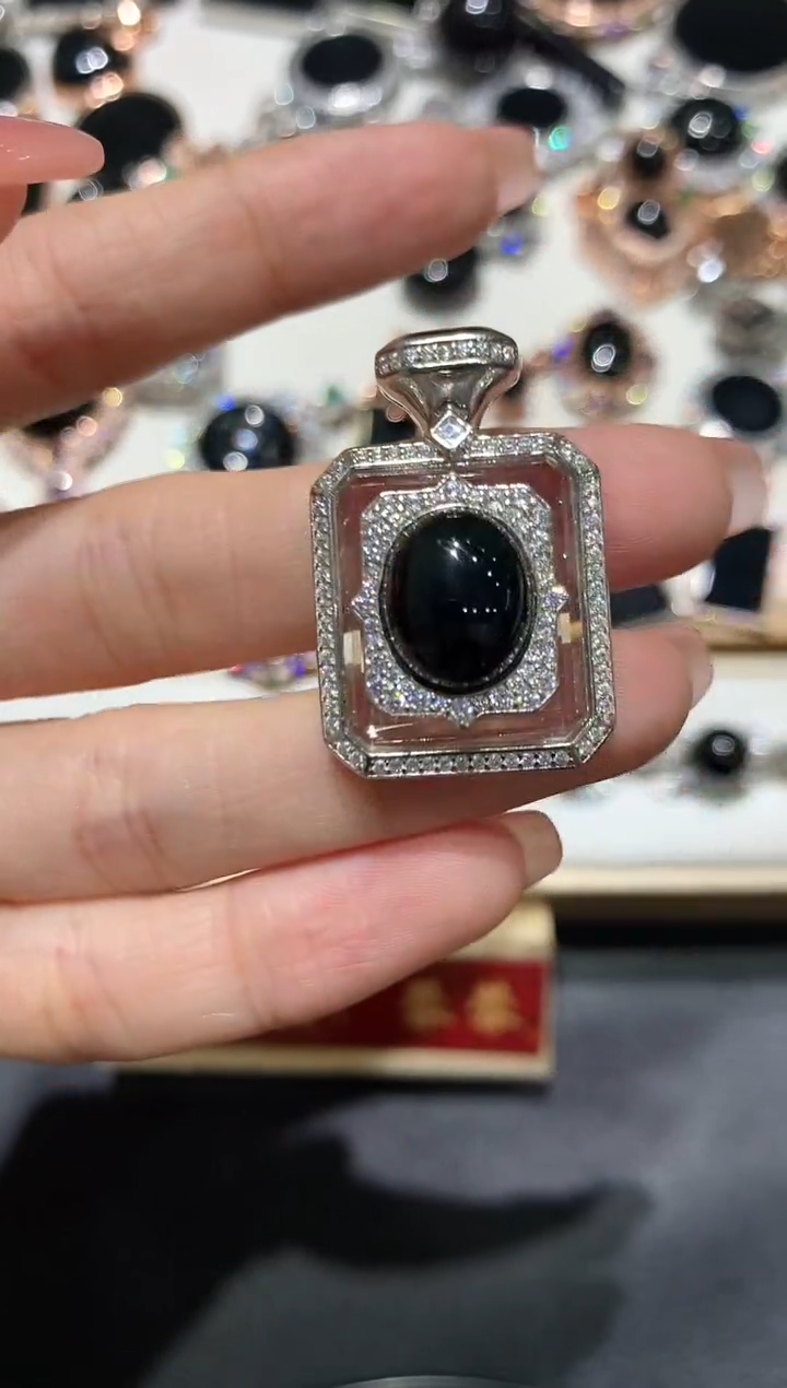 【闪购商品】翡翠吊坠(不含链)银S925镶嵌46多人多样性随机发货1件