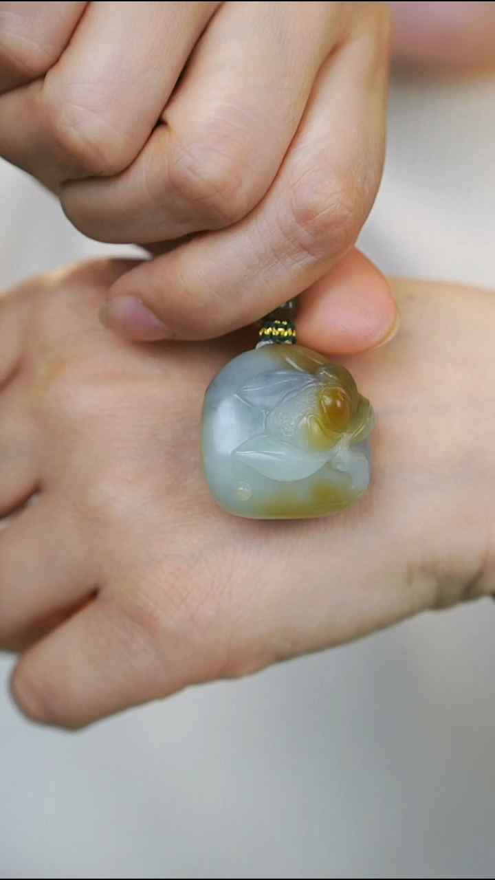 吊坠(不含链)未镶嵌和田玉和田玉吊坠