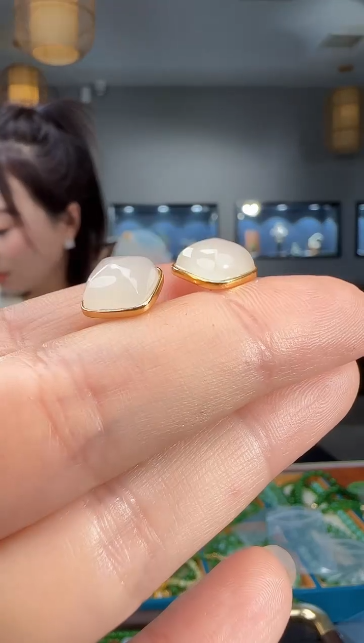 银S925镶嵌和田玉耳饰1