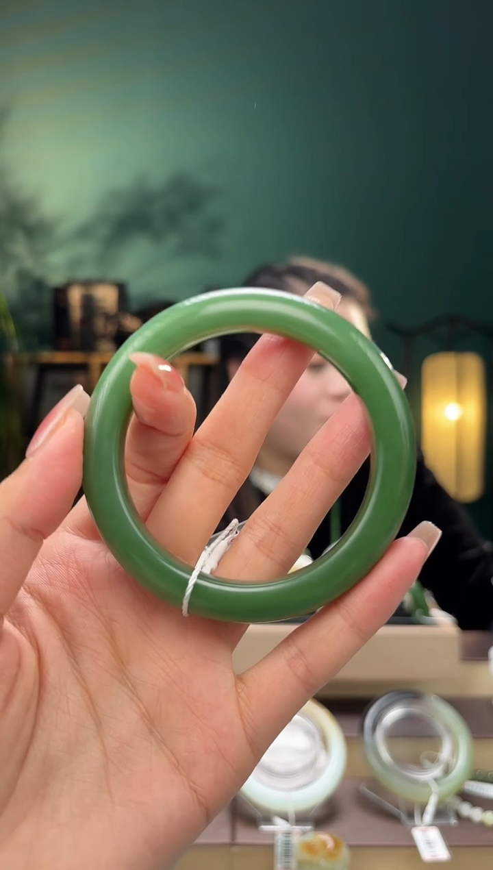 【闪购商品】和田玉手镯未镶嵌59+手镯