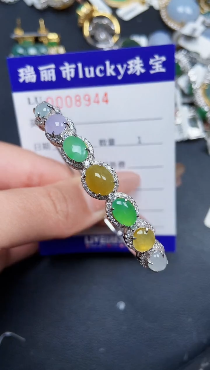 【闪购商品】翡翠颈饰银S925镶嵌8944