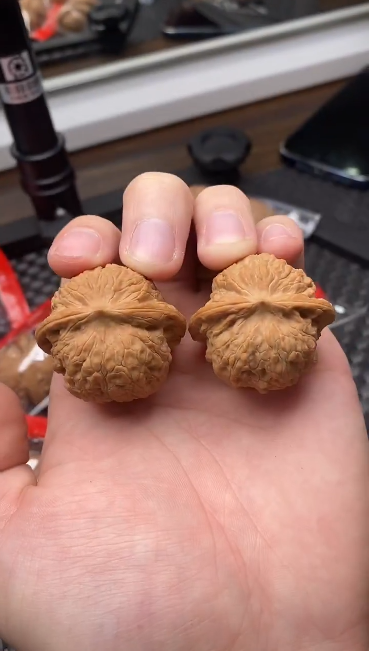 把件文玩核桃全品血麒麟37尺左右