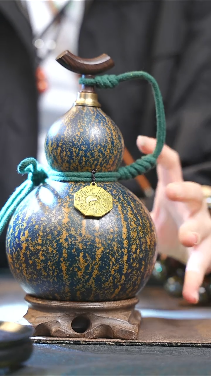 【闪购商品】XG201大漆酒葫芦不包手串及旋转底座