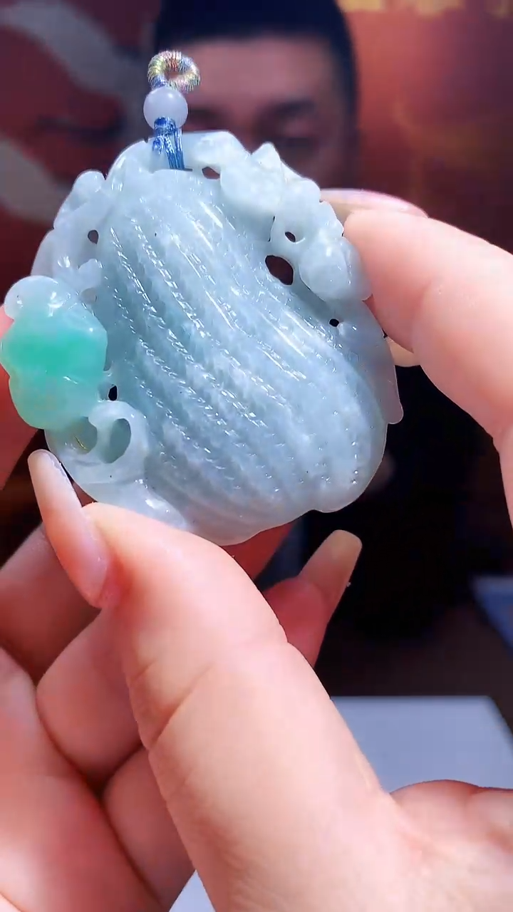 【闪购商品】定制翡翠未镶嵌1072xx-毛货挂件18