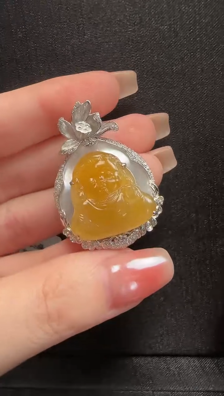 【闪购商品】翡翠颈饰18K金镶嵌941玉佛一个