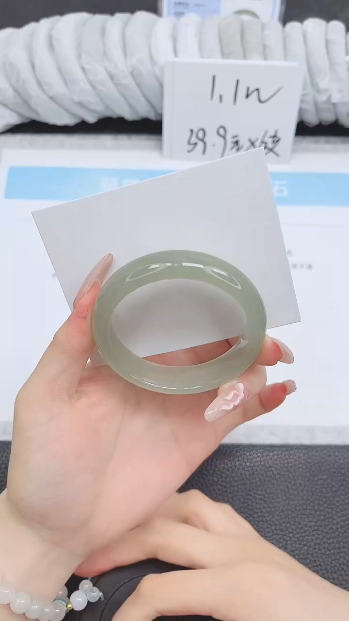 未镶嵌手镯石英质玉159-52.7