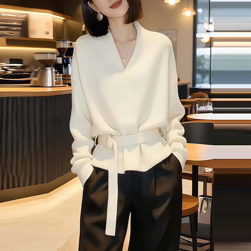 设计感白色系带v领保暖针织衫女冬慵懒风宽松毛衣内搭打底上衣ins