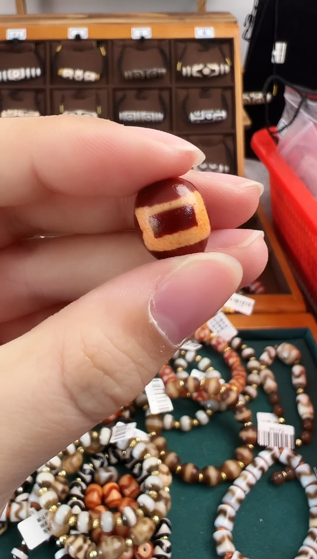 玛瑙/玉髓（覆膜）颈饰未镶嵌18.（微瑕随机发货）