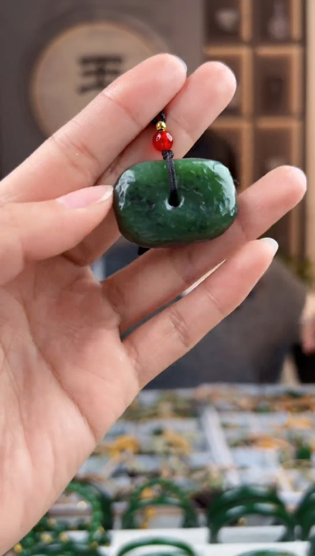 颈饰未镶嵌和田玉拍一发一，拍一发一