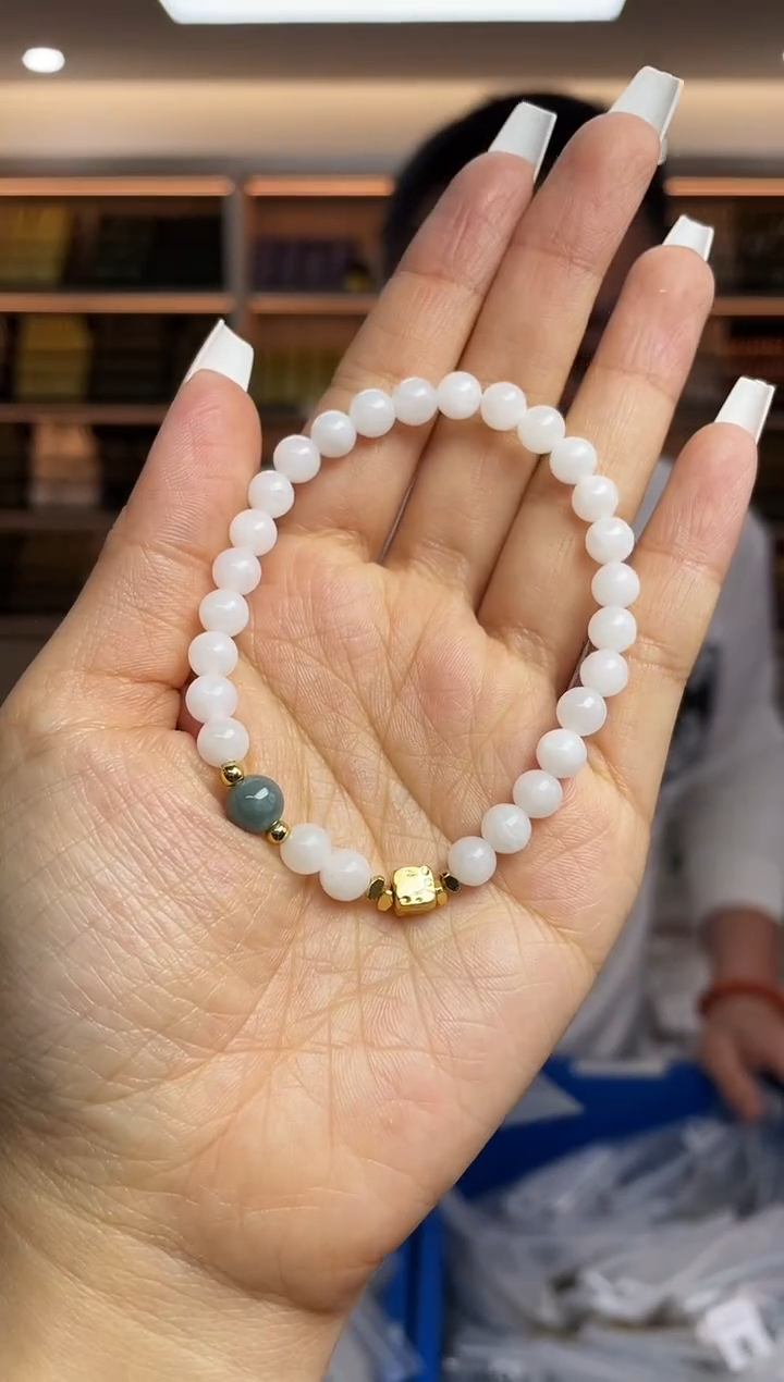 【闪购商品】和田玉·未镶嵌多样性发一件