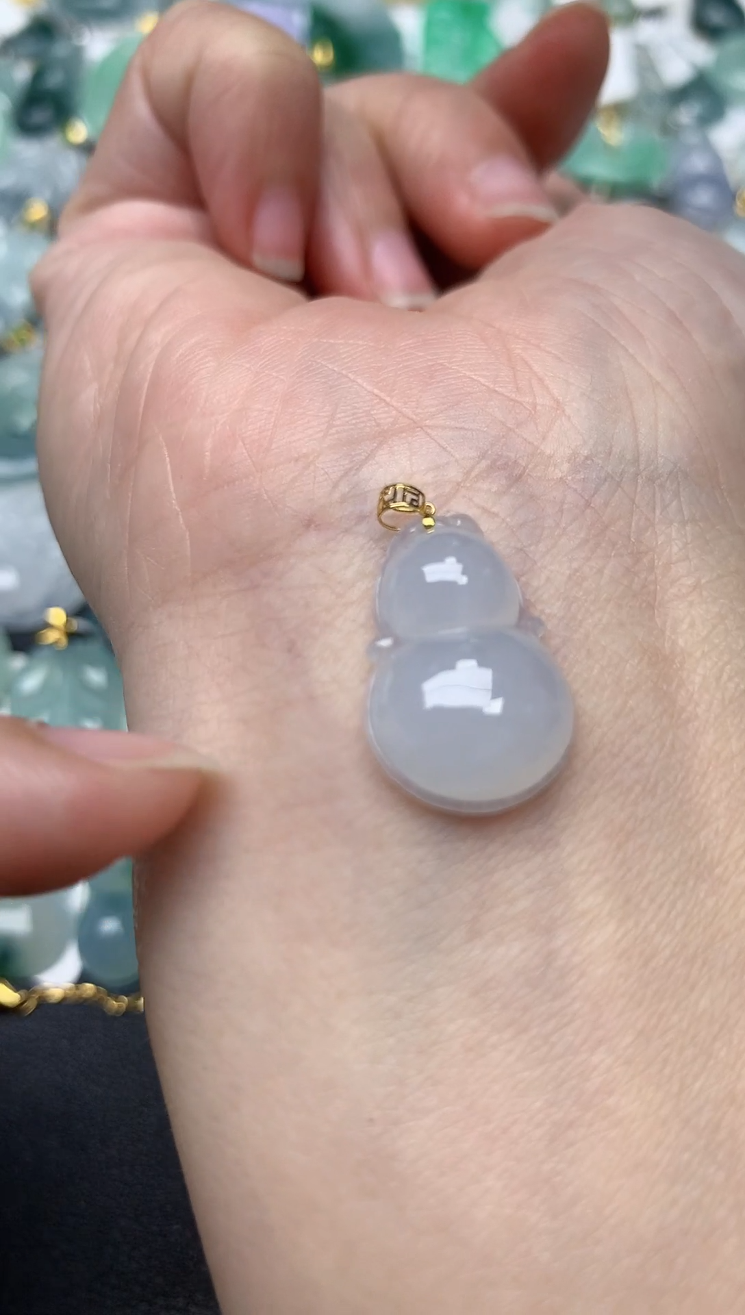 颈饰18K金镶嵌翡翠天然缅甸A货翡翠