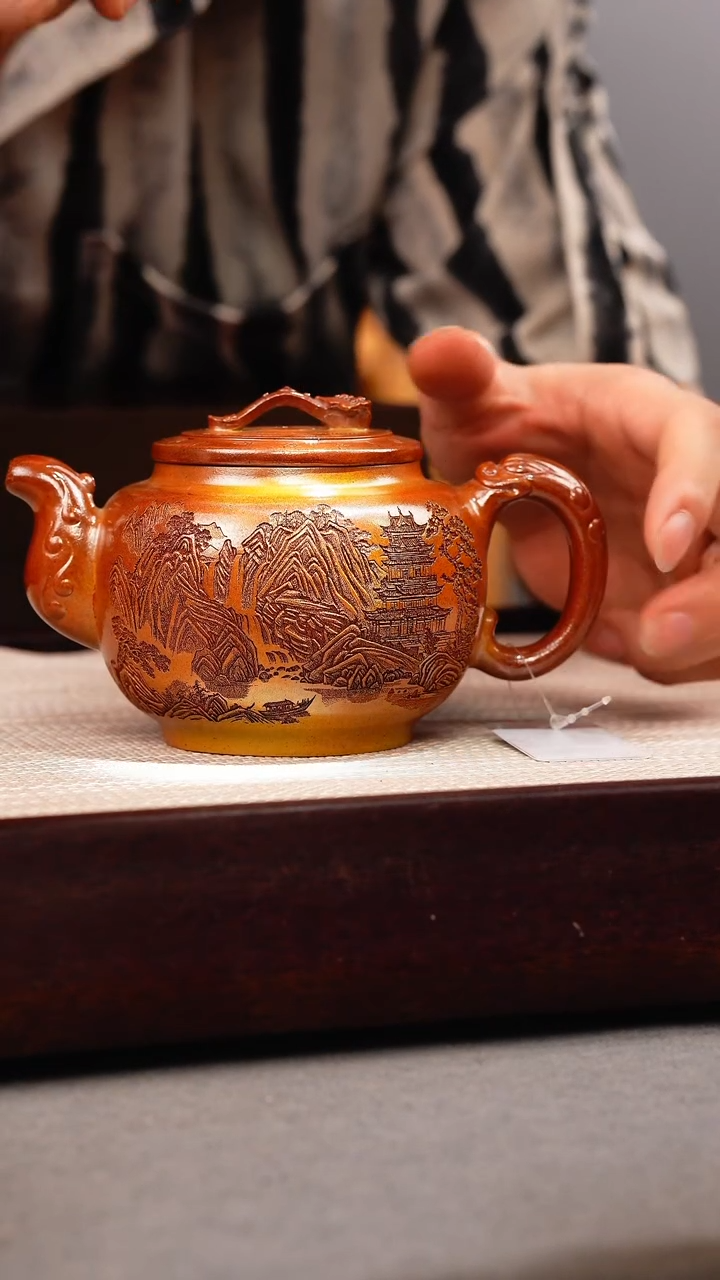 茶壶紫砂火云烧 如意鼓壶 刻绘