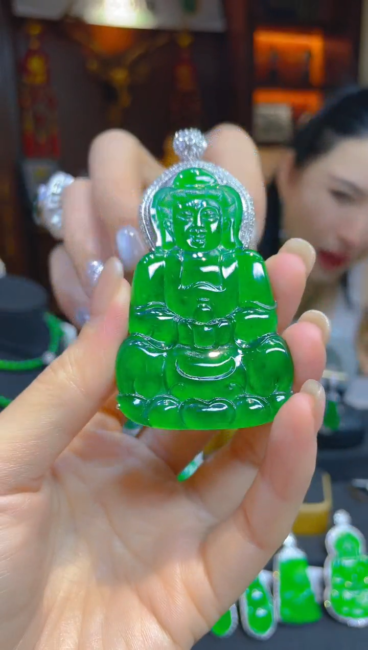 翡翠18K金镶嵌颈饰天然A货翡翠观音吊坠/131202