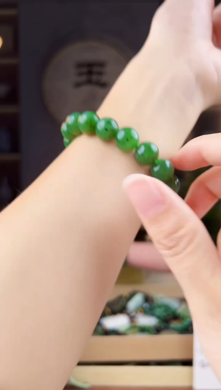 颈饰未镶嵌和田玉拍一发一，多样性发货