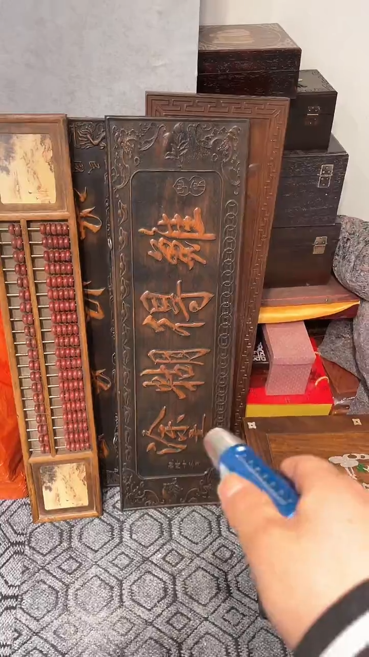 【闪购商品】贡木木雕11111111111111