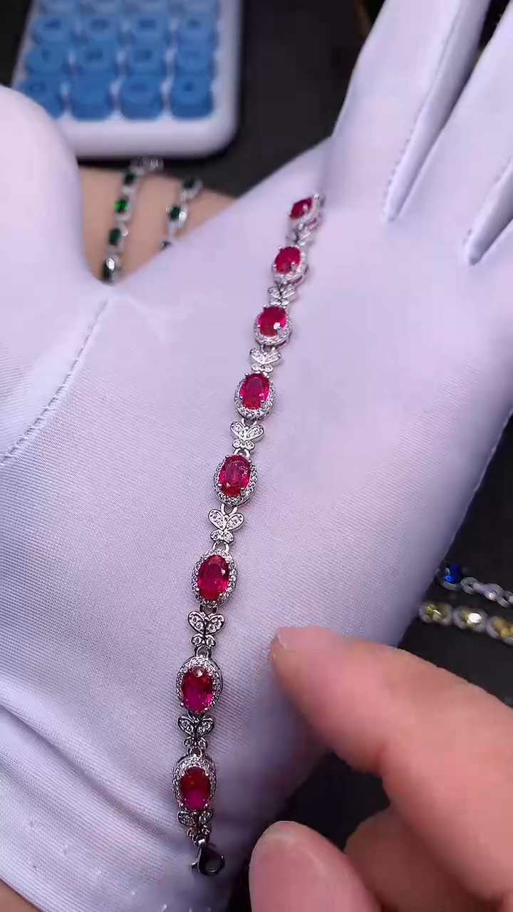 【闪购商品】红宝石手链银S925镶嵌.....