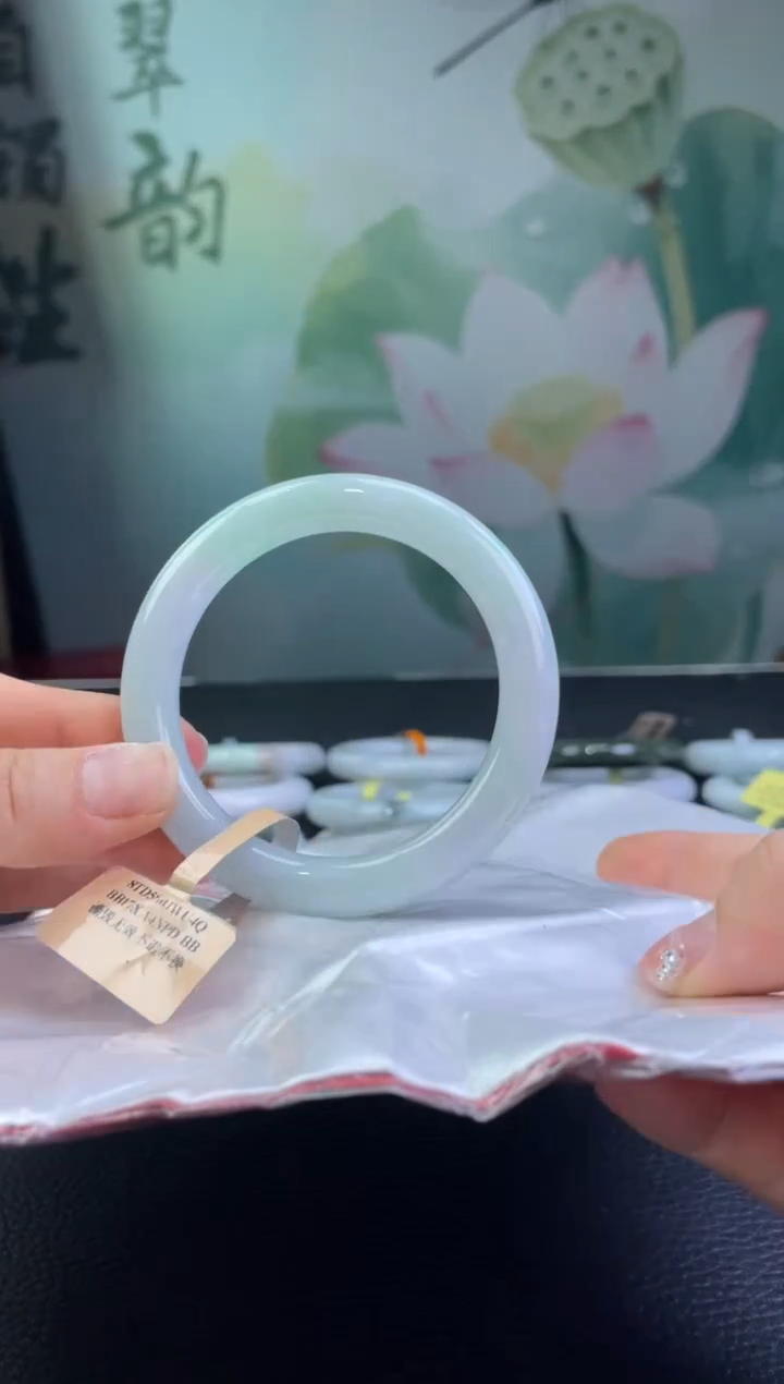 翡翠手镯未镶嵌6翡翠手镯