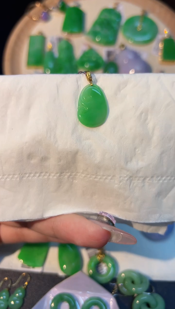 【闪购商品】翡翠颈饰18K金镶嵌Y缅料A货/支持复检/一件 