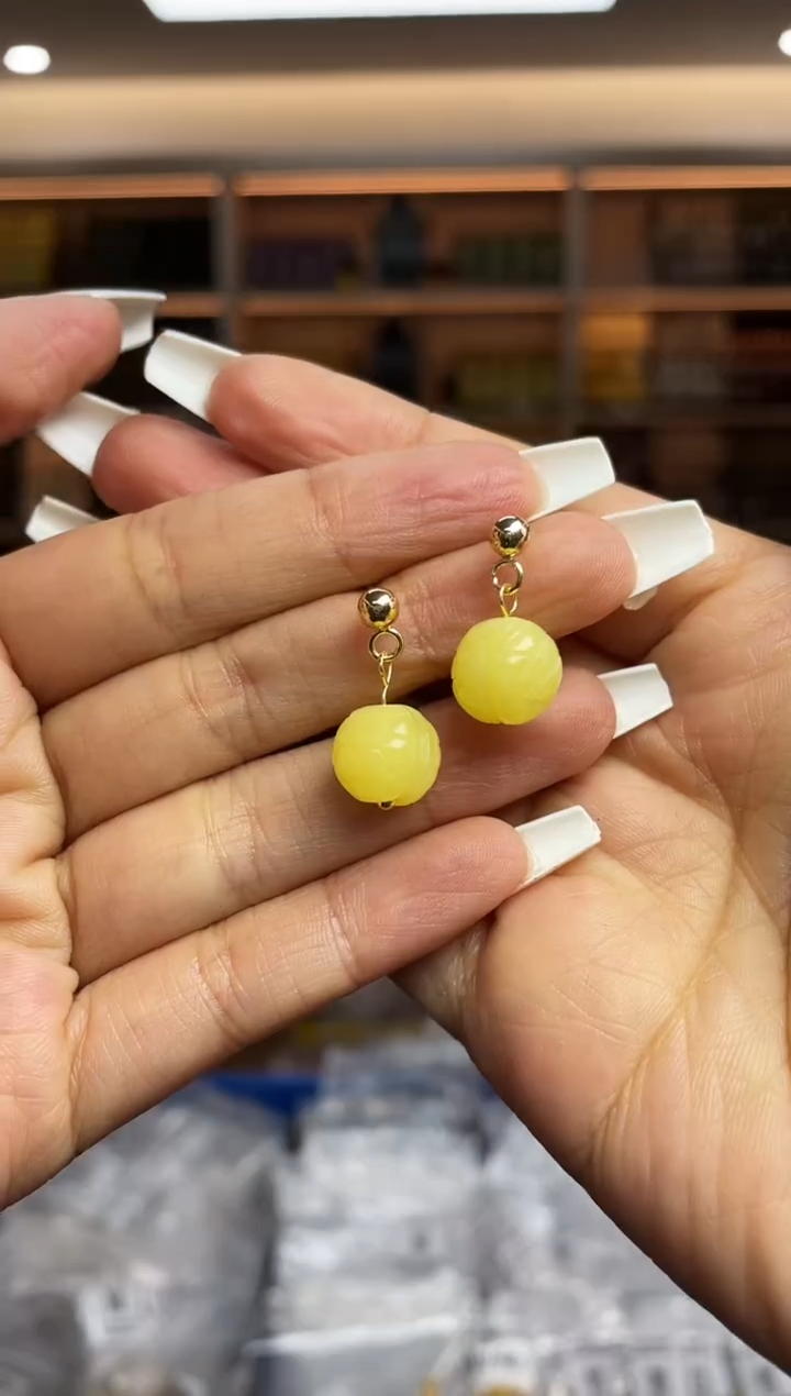 【闪购商品】蜜蜡裸石未镶嵌多样性发一件