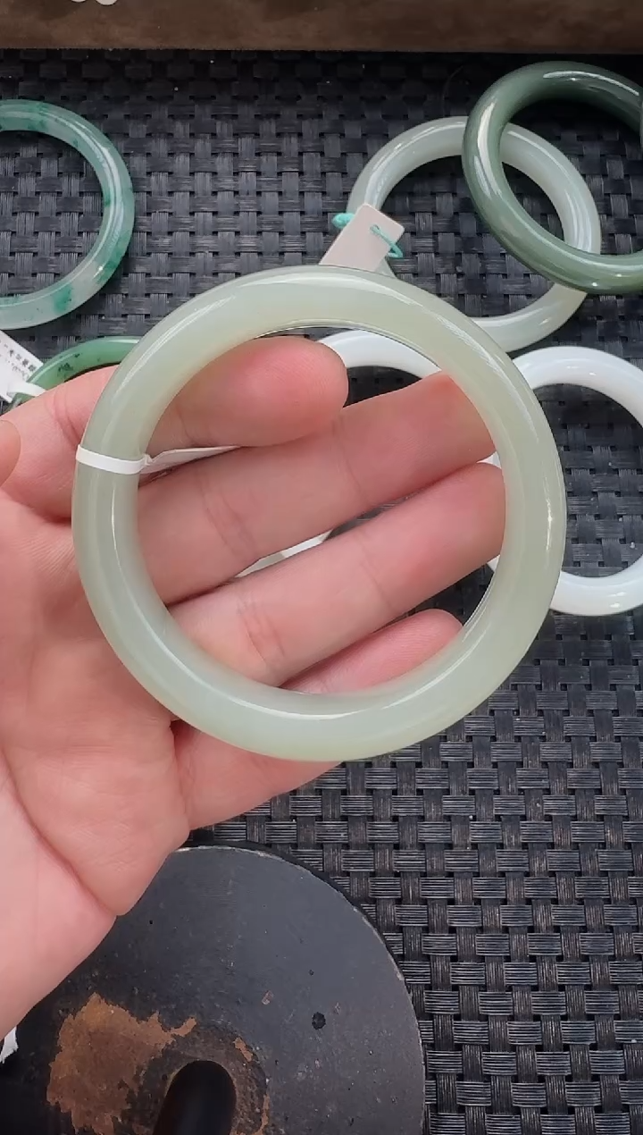 颈饰未镶嵌和田玉圈口57.5