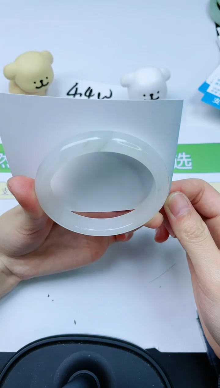 石英质玉手镯未镶嵌118-56.4