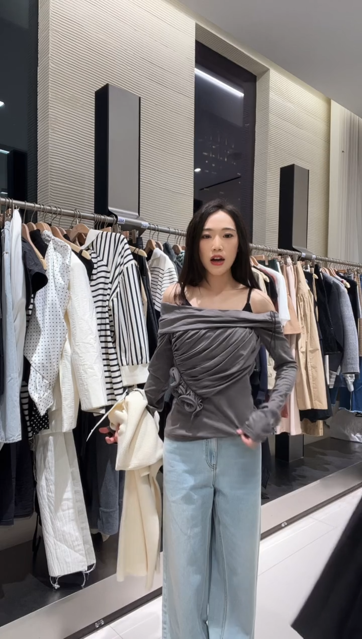 YINGPEI不对称褶皱一字领上衣 L最后一件