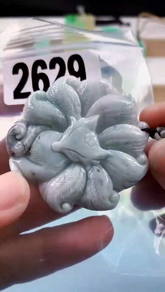 【闪购商品】翡翠挂件未镶嵌天然翡翠吊坠挂件