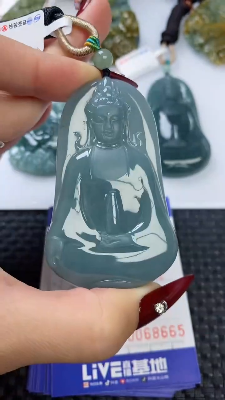 【闪购商品】翡翠颈饰未镶嵌1111111111111111