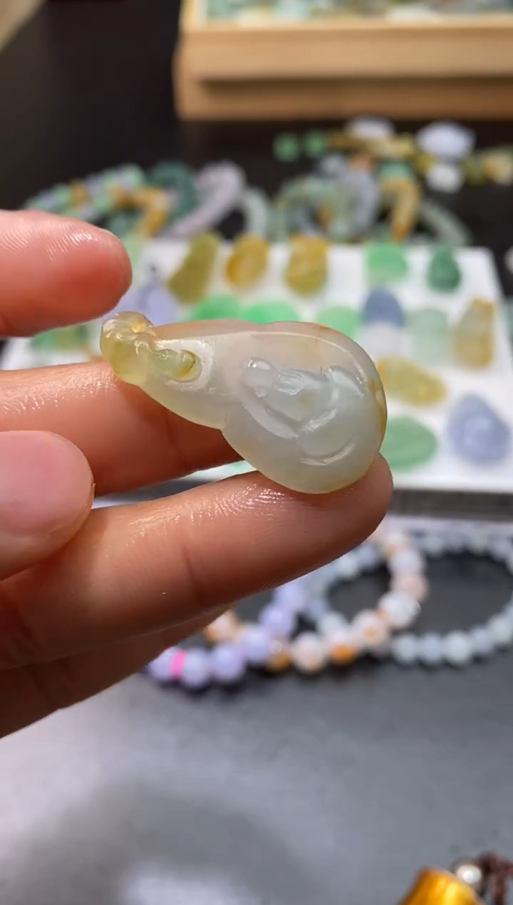 【闪购商品】定制翡翠未镶嵌翡翠毛货~
