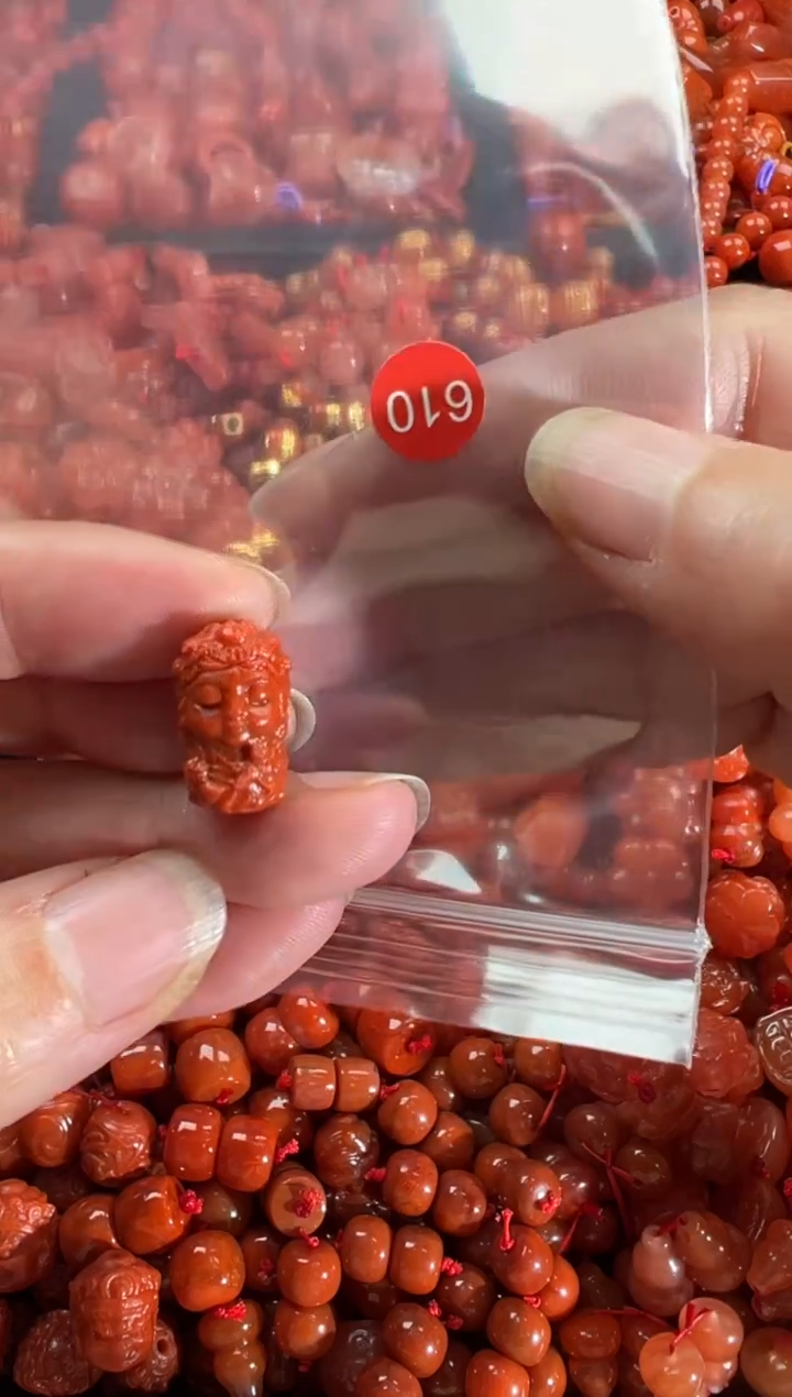 【闪购商品】南红玛瑙颈饰未镶嵌1
