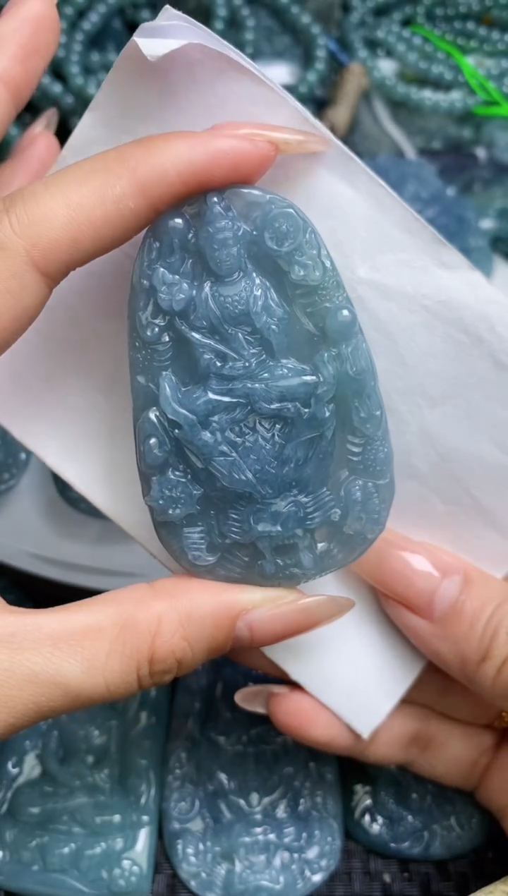 【闪购商品】翡翠颈饰未镶嵌