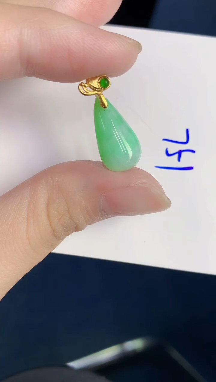 颈饰未镶嵌翡翠天然翡翠缅甸A货