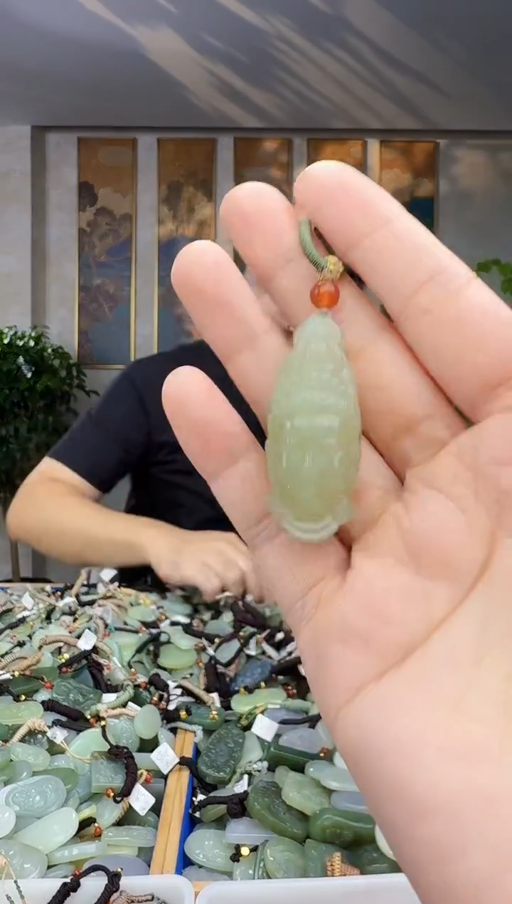 未镶嵌和田玉挂件拍一发一