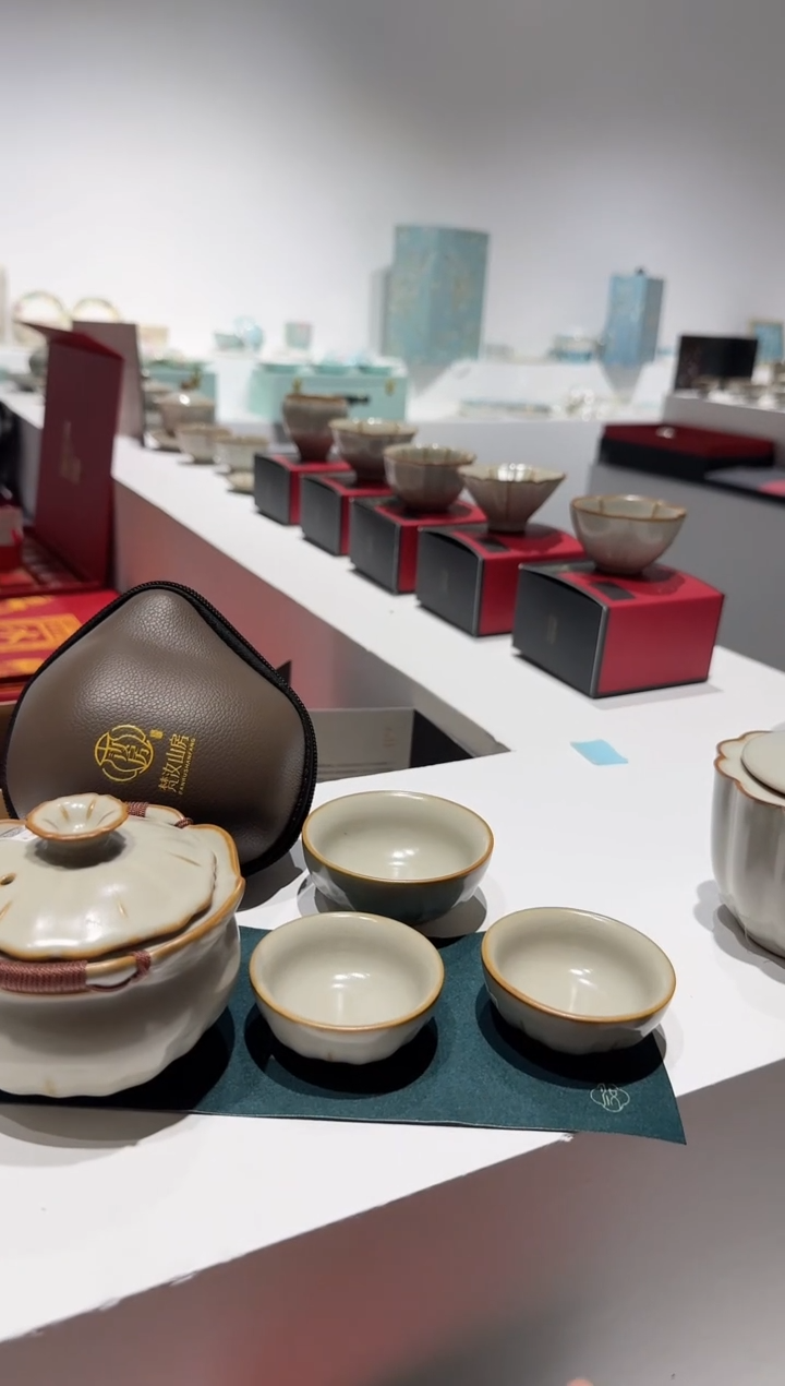 【闪购商品】小乔推荐如图所示