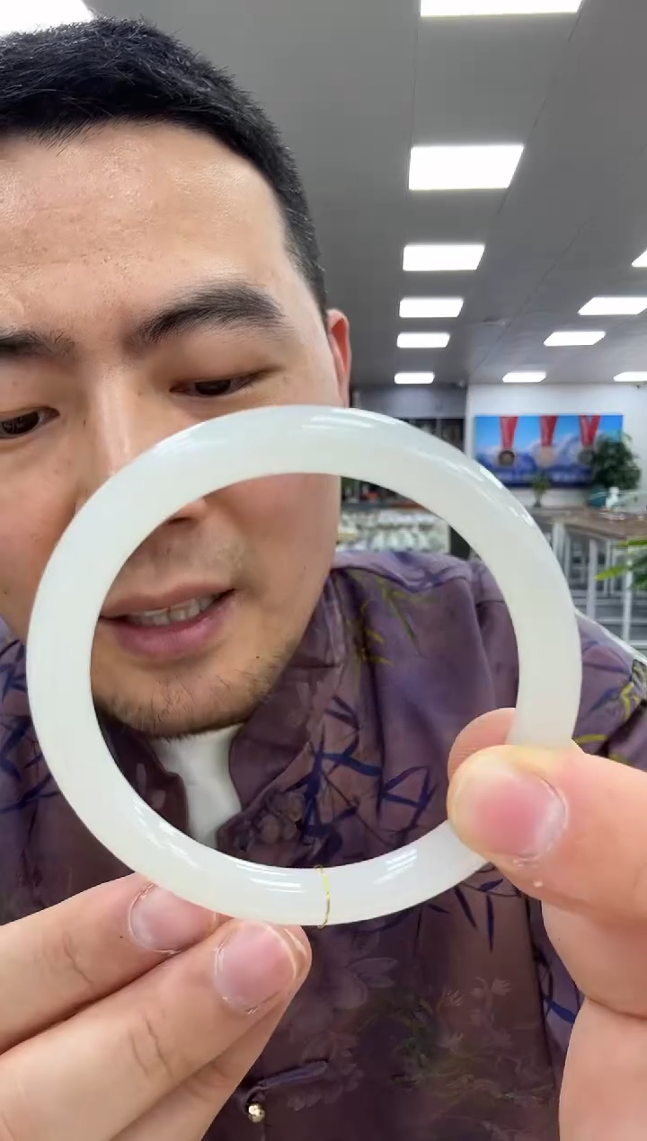 【闪购商品】和田玉手镯未镶嵌61  414