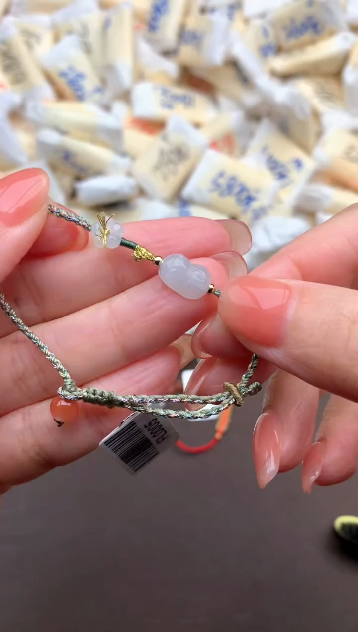 【闪购商品】翡翠手绳未镶嵌一