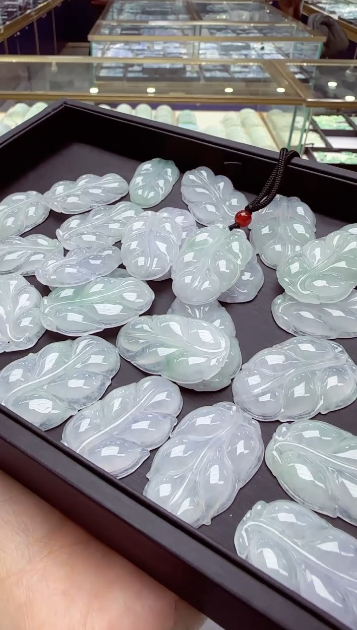 颈饰未镶嵌翡翠多样性发其一