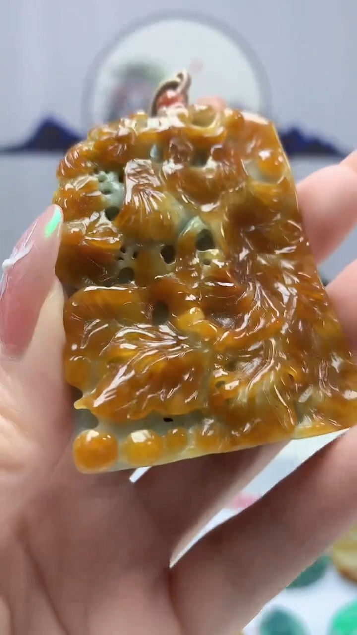 【闪购商品】定制翡翠未镶嵌4852DD-毛货挂件106