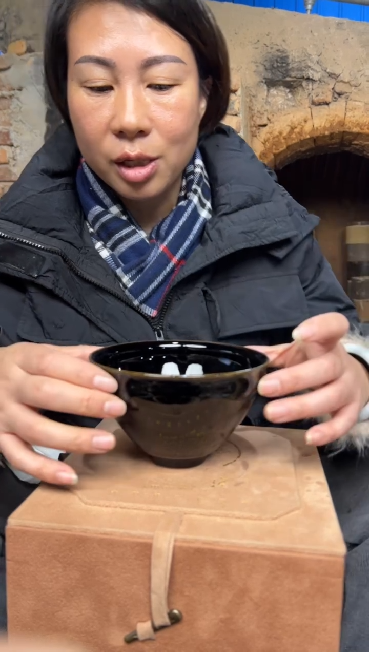 茶盏科研院院长杨飞燕9