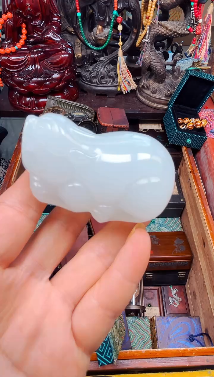 和田玉未镶嵌颈饰安哥专属精品链接c85