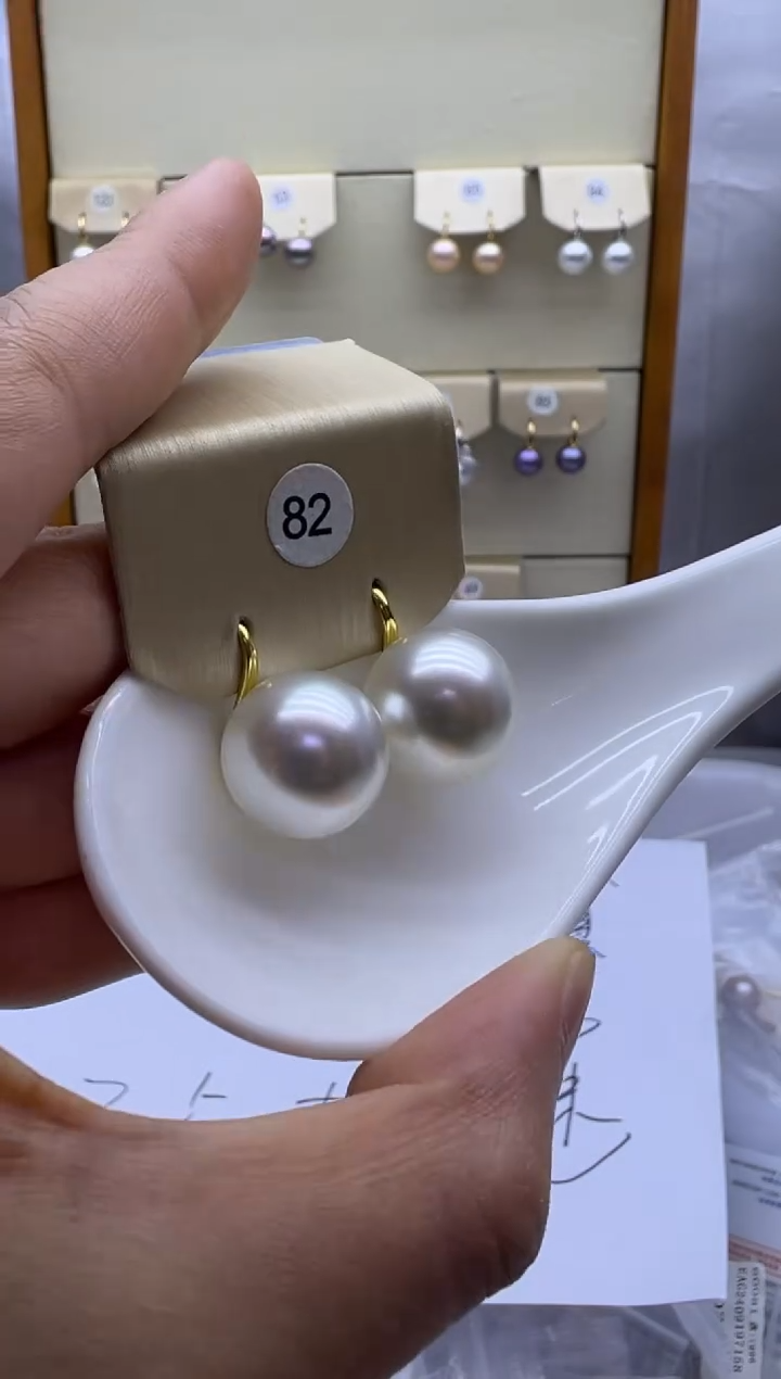 银S925镶嵌耳饰淡水珍珠82