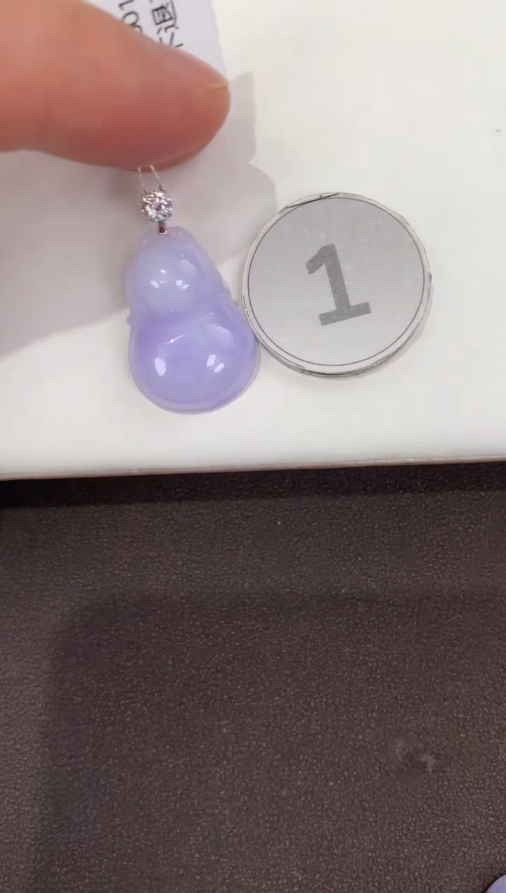 颈饰18K金镶嵌翡翠天然缅甸A货翡翠