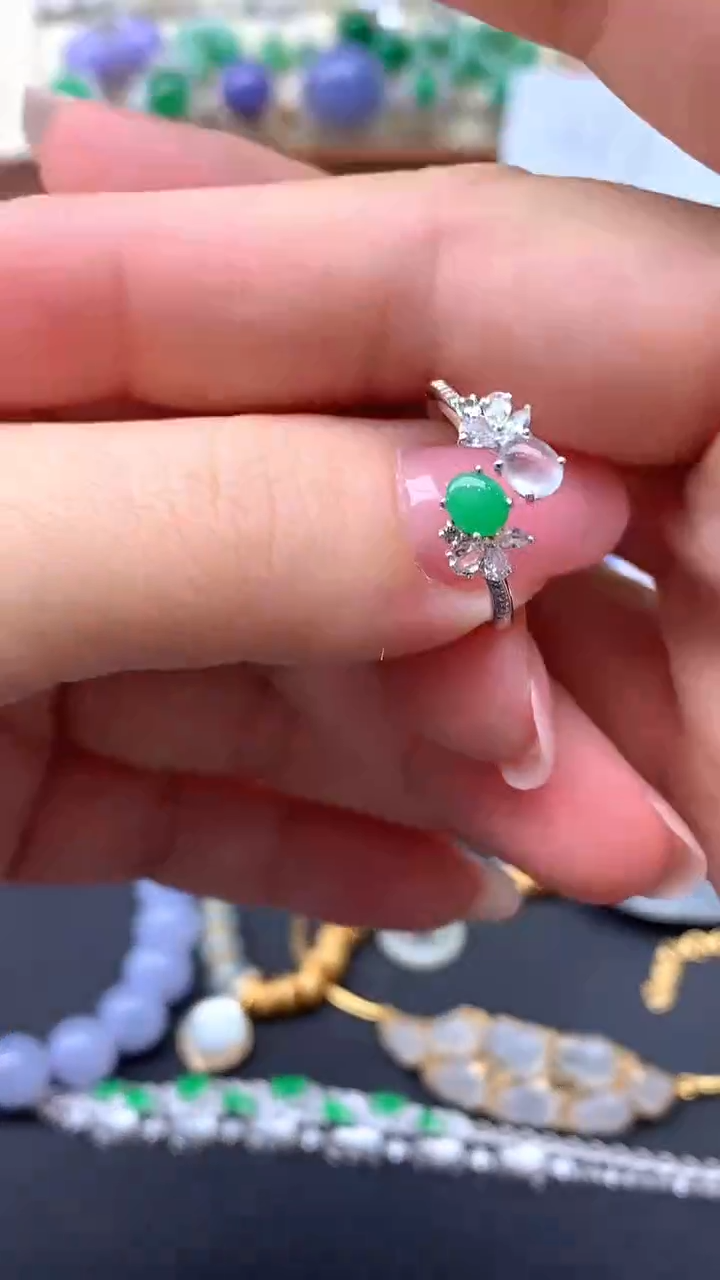 【闪购商品】翡翠戒指18K金镶嵌208-天然翡翠