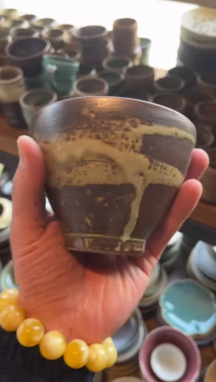 【闪购商品】瓷片477咖色手工流釉水杯
