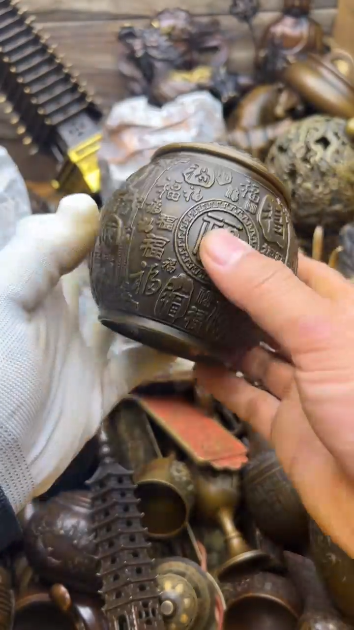 精美铜器，点击下单