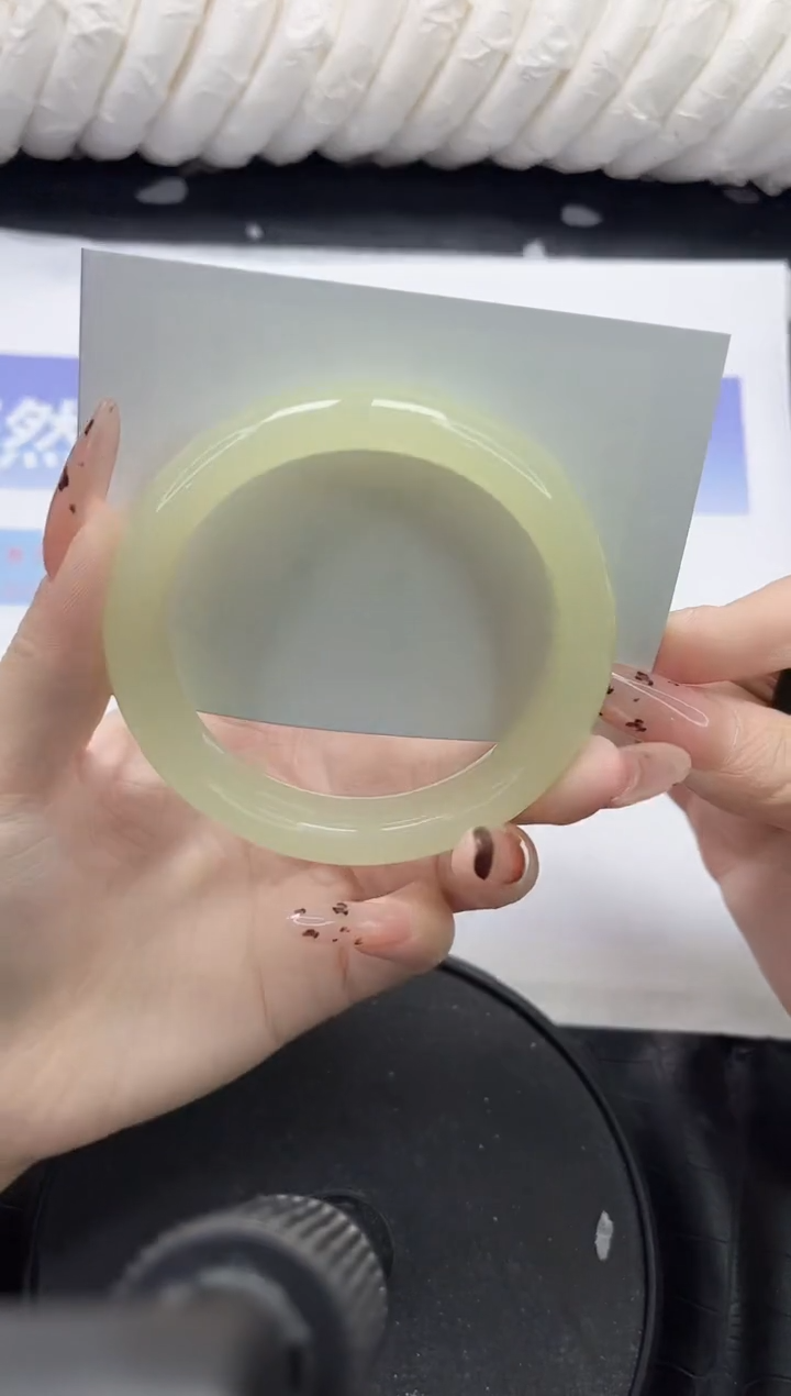 未镶嵌手镯石英质玉85-56.1